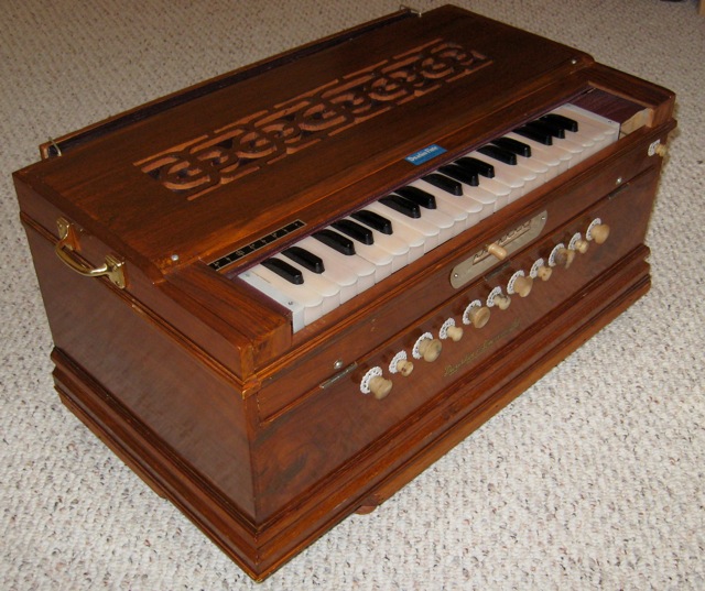 Types of Harmoniums – Tucson Harmonium